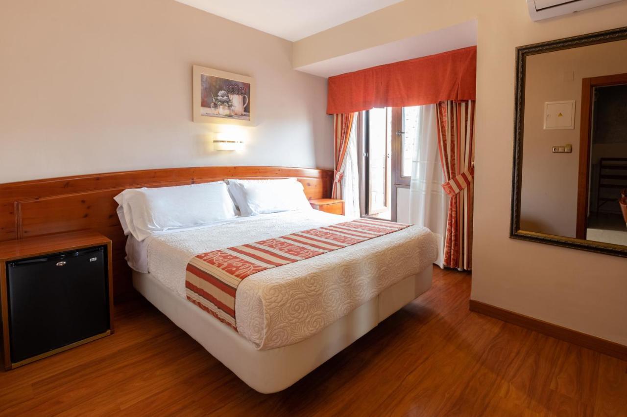 Hotel Alameda Malaga Ngoại thất bức ảnh